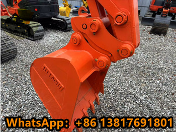 Mini excavator HITACHI Zx70: picture 2