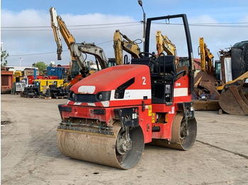 Road roller JCB VMT 260: picture 2