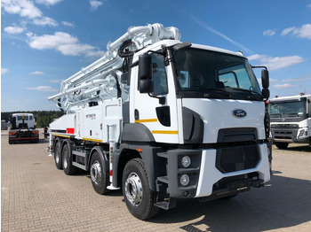 Concrete pump truck FORD