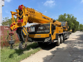 Mobile crane XCMG QY25