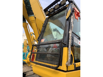 Crawler excavator KOMATSU PC200-8