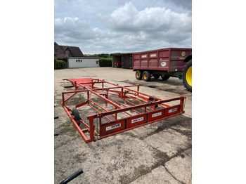 Hay and forage equipment