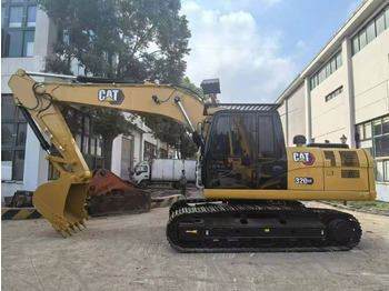 Crawler excavator CATERPILLAR 320