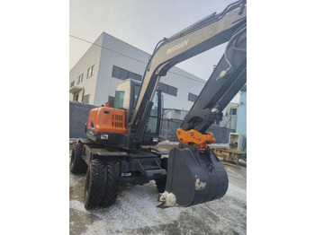 Mini excavator DOOSAN DX60W