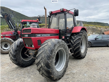 Farm tractor CASE IH