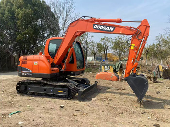 Mini excavator DOOSAN DX75-9C: picture 2