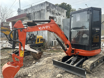 Mini excavator KUBOTA U-20: picture 4