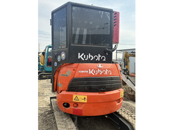 Mini excavator KUBOTA U-20: picture 3