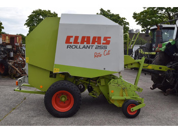 Round baler CLAAS