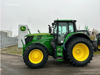 Farm tractor JOHN DEERE 6195M