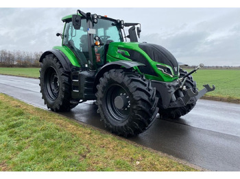 Farm tractor VALTRA T-series