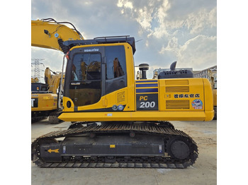 Crawler excavator KOMATSU PC200-8