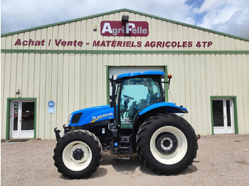 Farm tractor NEW HOLLAND T6