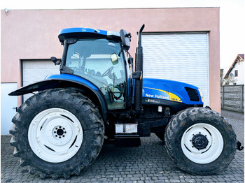 Farm tractor NEW HOLLAND TS