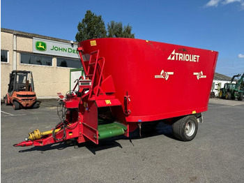 Forage mixer wagon