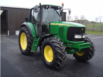 Farm tractor JOHN DEERE 6520