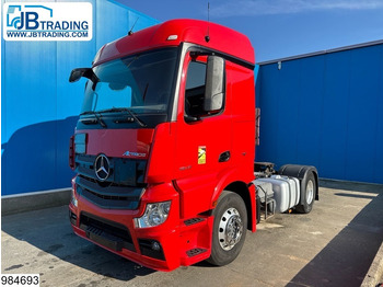 Tractor unit MERCEDES-BENZ Actros 1843