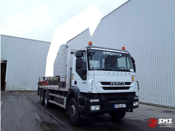 Dropside/ Flatbed truck IVECO Trakker