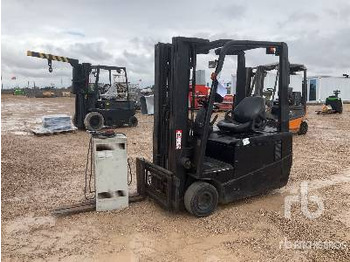 Electric forklift NISSAN