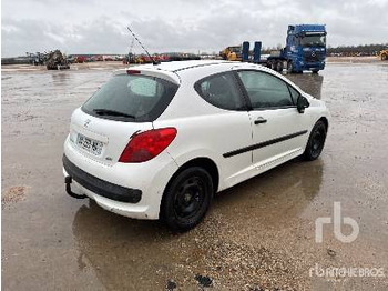 Car PEUGEOT 207: picture 3