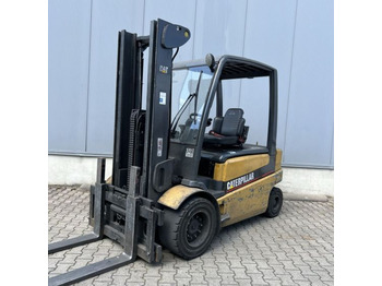 Electric forklift CATERPILLAR EP