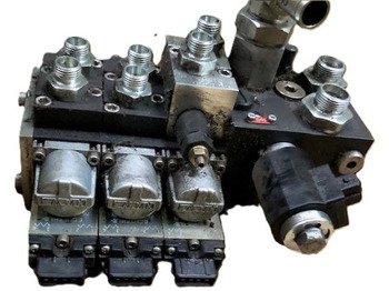 Hydraulic valve TOYOTA