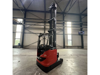 Reach truck LINDE R16