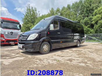 Coach MERCEDES-BENZ Sprinter 519