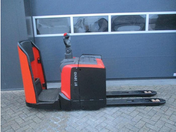 Pallet truck TOYOTA