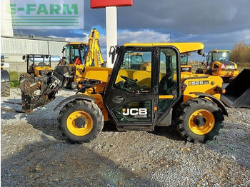 Wheel loader JCB