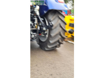 Farm tractor New Holland t6.160: picture 2