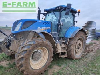 Farm tractor NEW HOLLAND T7.270