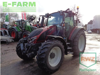 Farm tractor VALTRA