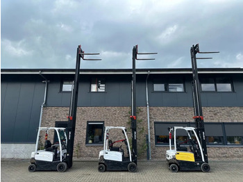 Electric forklift HYSTER