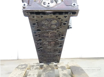 Cylinder head for Truck Mercedes-Benz Engines & Parts Cilinderkop OM470: picture 3