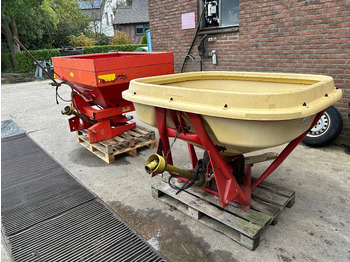 Fertilizer spreader RAUCH