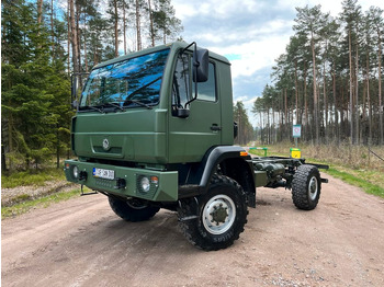 Cab chassis truck MAN