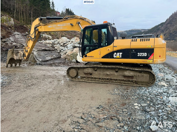 Excavator CATERPILLAR 323D