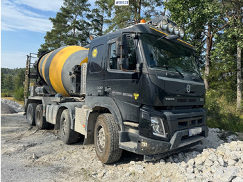 Concrete mixer truck VOLVO FMX 500