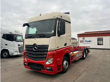 Container transporter/ Swap body truck MERCEDES-BENZ Actros 2542