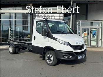 Cab chassis truck IVECO Daily 50c18