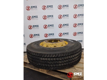 Tire BRIDGESTONE