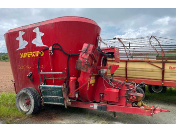 Forage mixer wagon