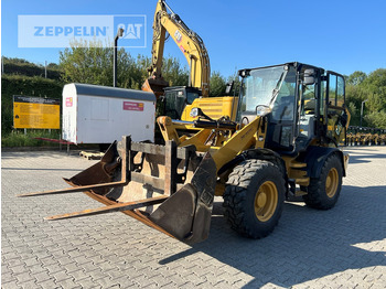 Wheel loader CATERPILLAR 908M