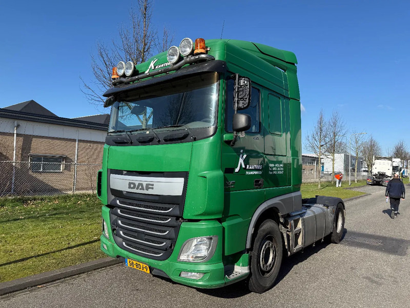 Tractor unit DAF XF 460 2013 spacecab: picture 1