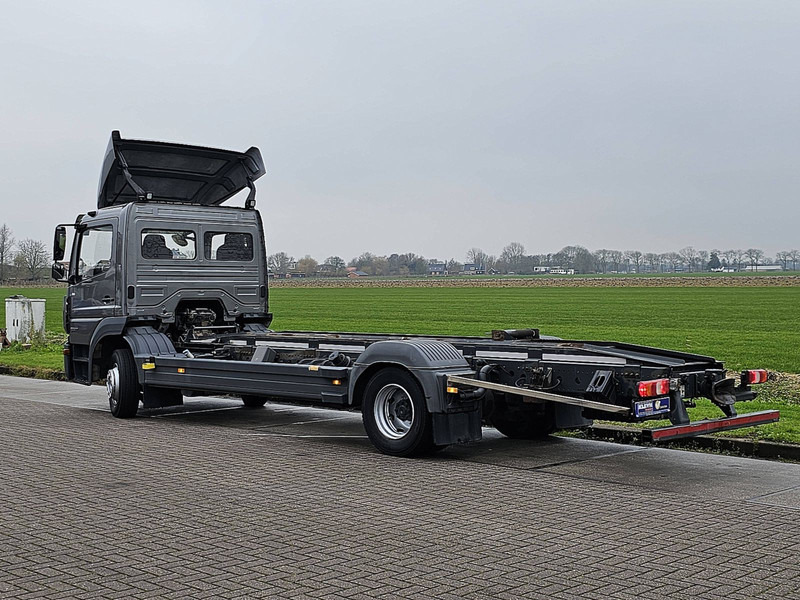 Container transporter/ Swap body truck Mercedes-Benz ATEGO 1227: picture 7