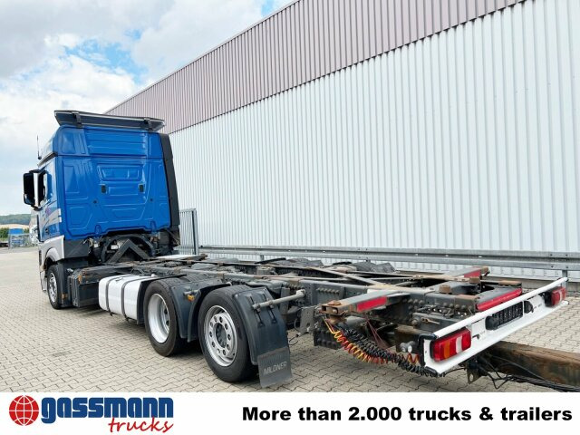 Container transporter/ Swap body truck Mercedes-Benz Actros 2542 L/nR 6x2, Retarder, Standklima,: picture 12