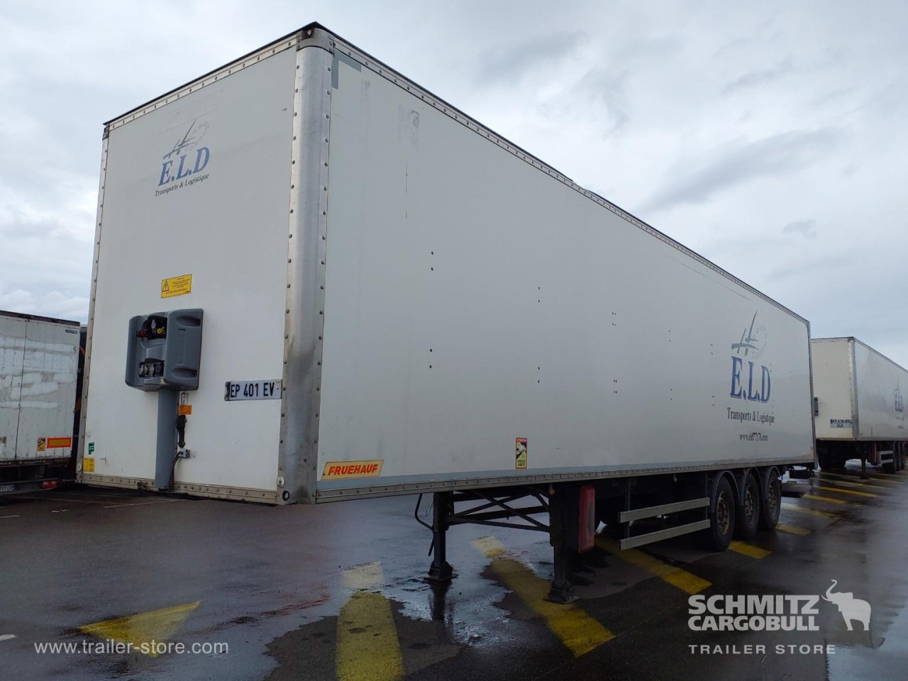 Closed box semi-trailer FRUEHAUF Dryfreight Standard Roller shutter door Taillift: picture 6