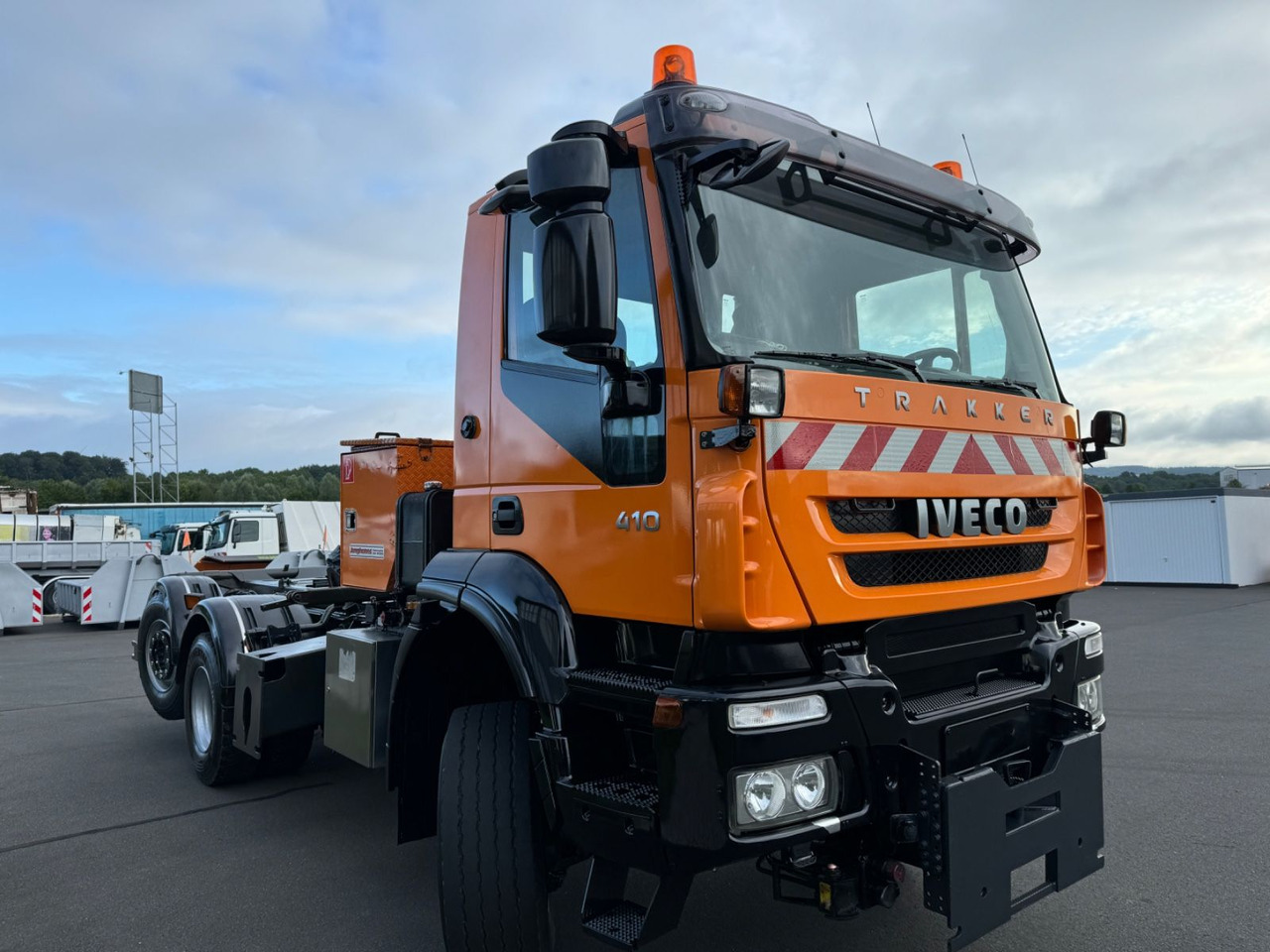 New Tipper Iveco Trakker 410 E 5 6x4/2 Winterdienst / Lift/Lenka. Iveco Trakker 410 E 5 6x4/2 Winterdienst / Lift/Lenka.: picture 10