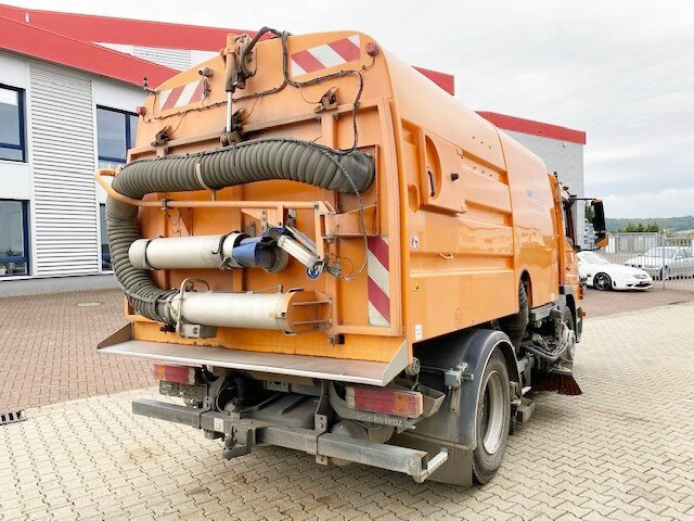 Road sweeper Mercedes-Benz Atego 1324 4x2 Atego 1324 4x2, Kehrmaschine Explorer 8: picture 13